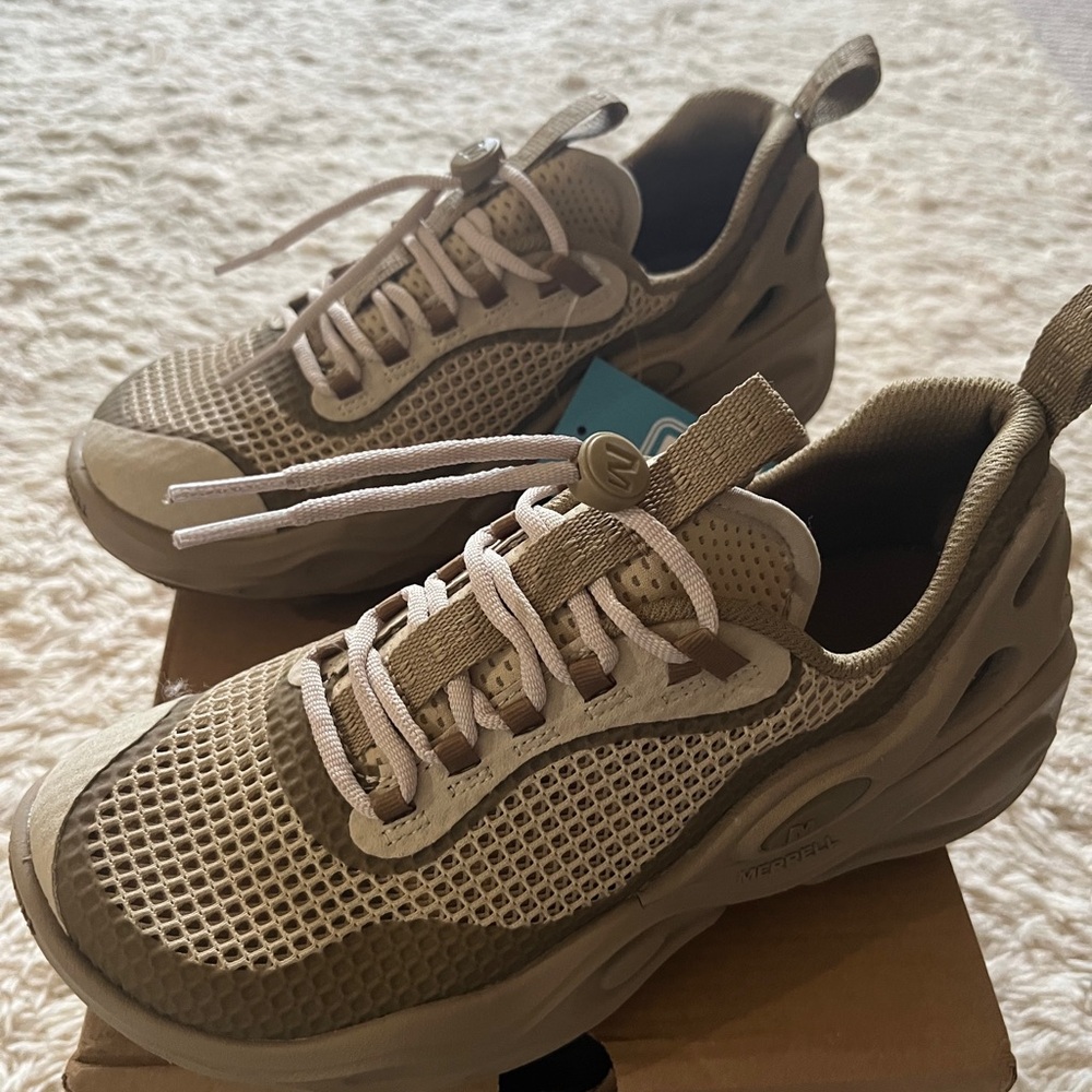 Merrell Women's Hydro Next Gen Hiker. Size 8. New. Meet the Hydro Next Gen.